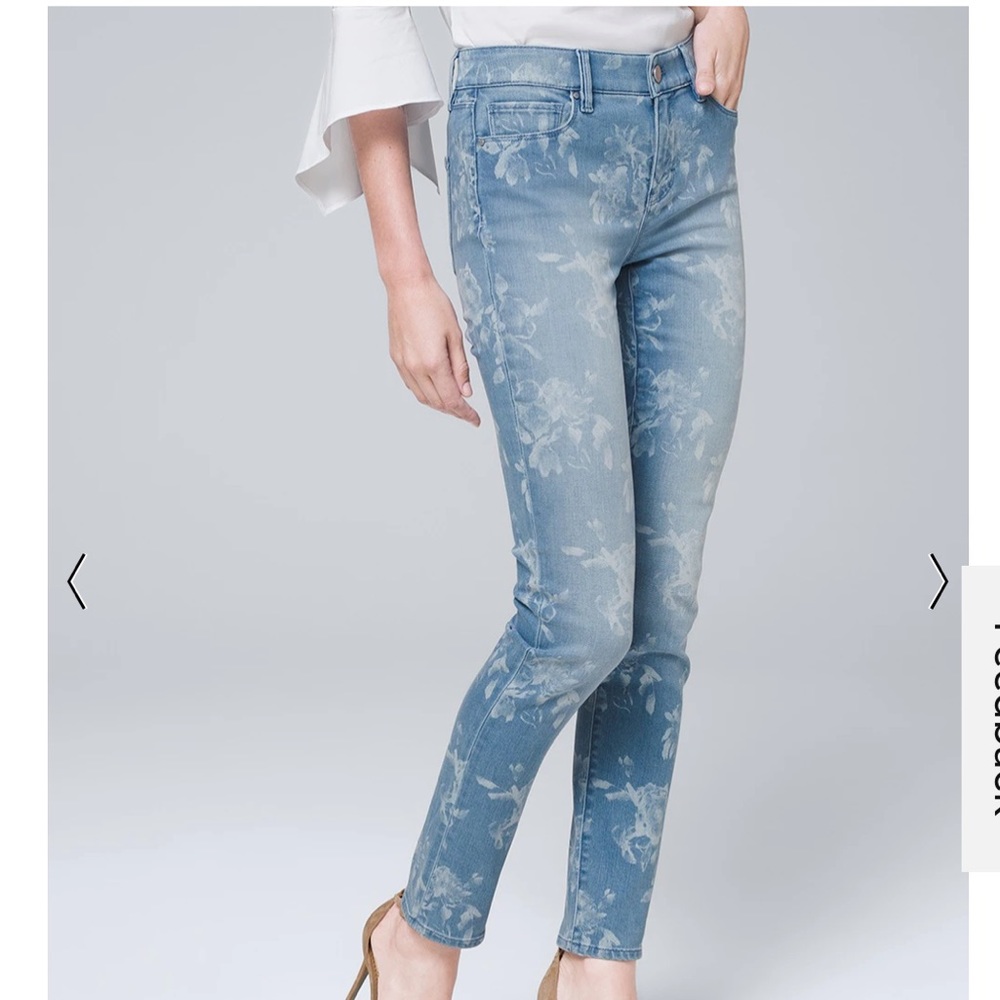 WHBM Mid-Rise Rose-Print Slim Ankle Jeans
